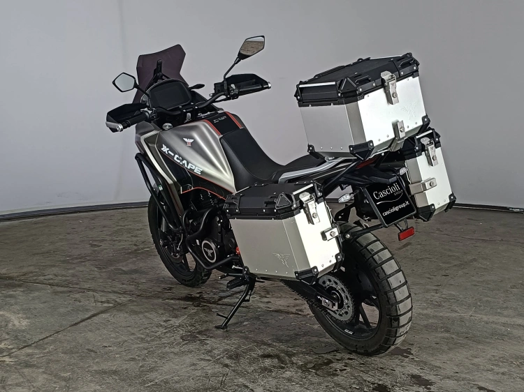 6 - Moto morini X Cape X-CAPE 650
