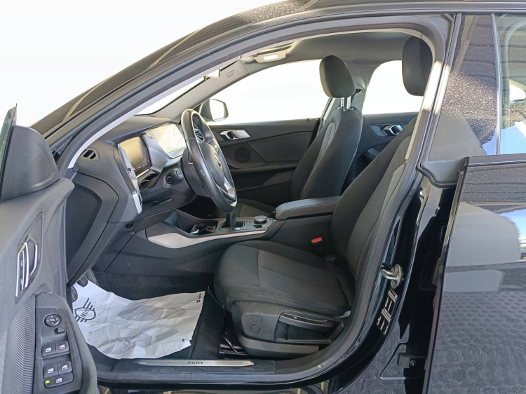 8 - BMW Serie 2 218i Gran Coupe Business Advantage 136cv
