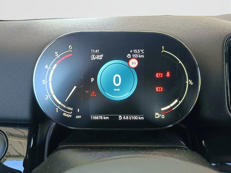 12 - MINI Countryman Mini Countryman 2.0 Cooper SD Essential auto