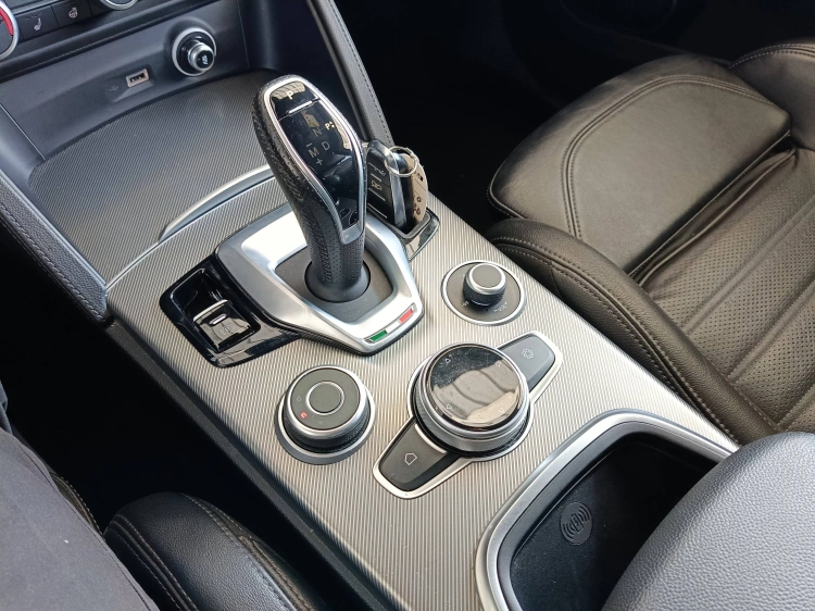 20 - Alfa romeo Stelvio ALFA ROMEO STELVIO DIESEL ANNO 2021