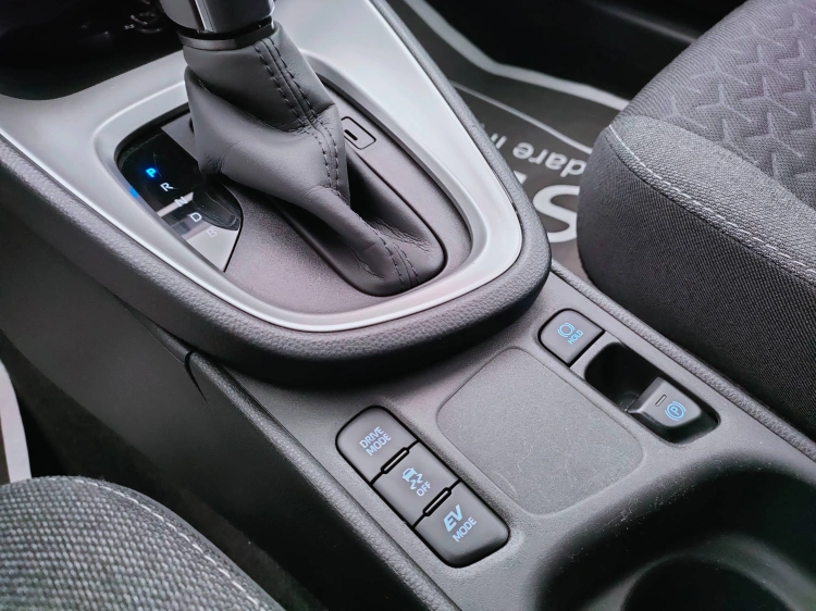 13 - Toyota Yaris Cross Yaris Cross 1.5h Trend fwd 116cv e-cvt