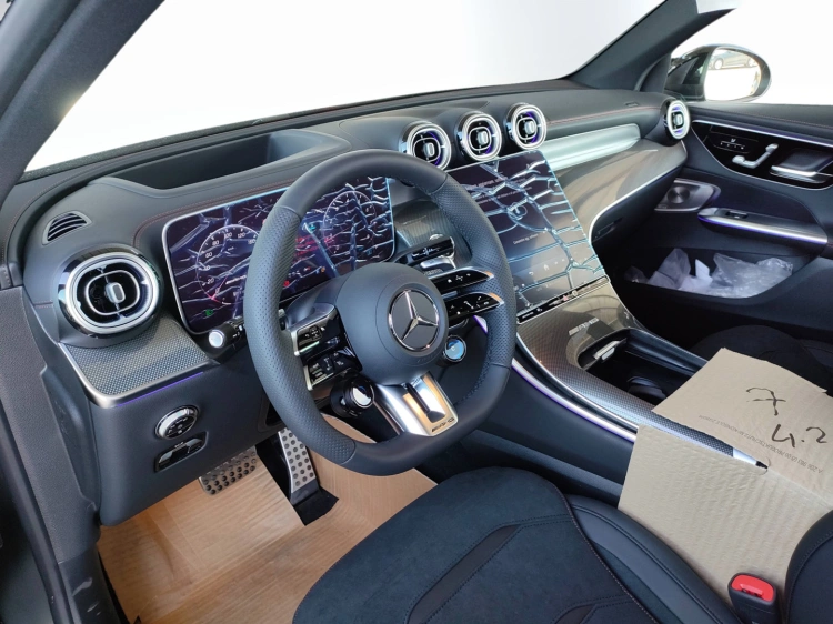 7 - Mercedes AMG GLC Mercedes-AMG GLC 43 4MATIC