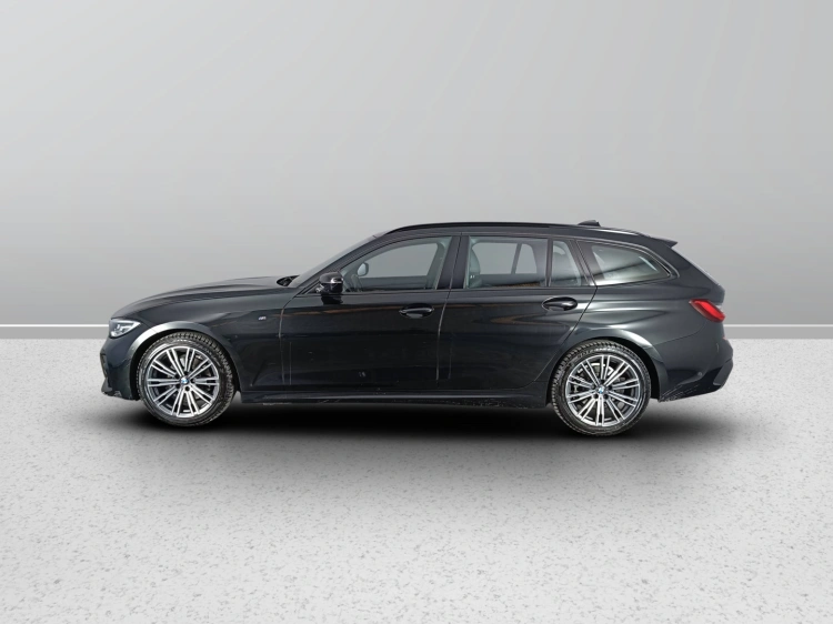 6 - BMW Serie 3 320d Touring mhev 48V xdrive Msport auto