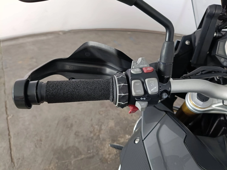 7 - BMW Motorrad XR S 1000 XR