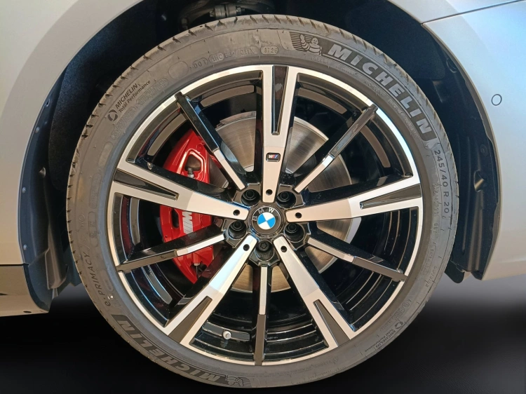 5 - BMW i5 BMW i5 xDrive40 Berlina