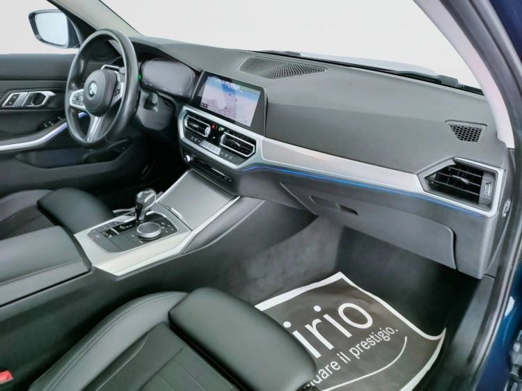 12 - BMW Serie 3 320d Touring auto