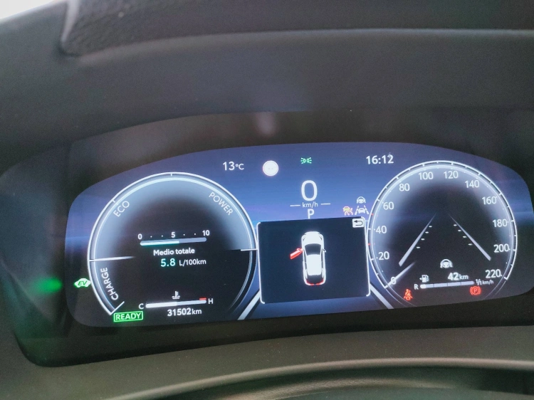 18 - Toyota C-HR C-HR 1.8 hv Trend fwd e-cvt