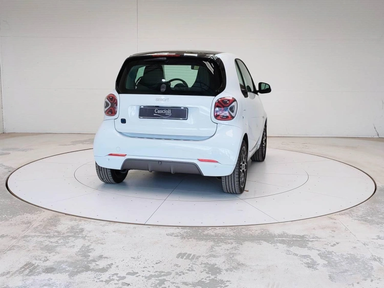 6 - smart fortwo Fortwo eq Prime 22kW