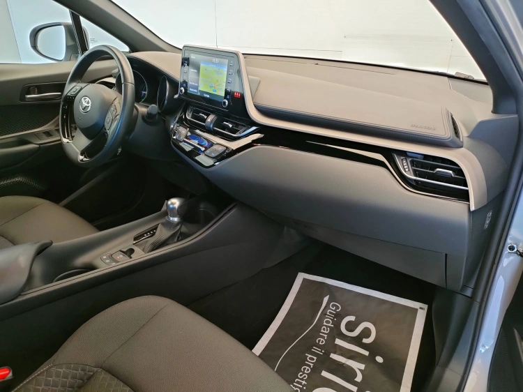 14 - Toyota C-HR C-HR 1.8h Business e-cvt