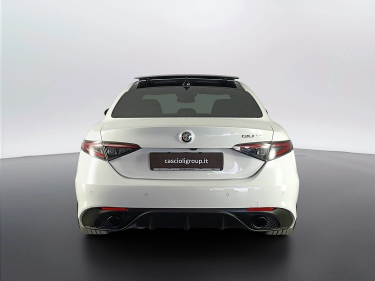 5 - Alfa romeo Giulia Giulia 2.2 t Veloce 160cv auto