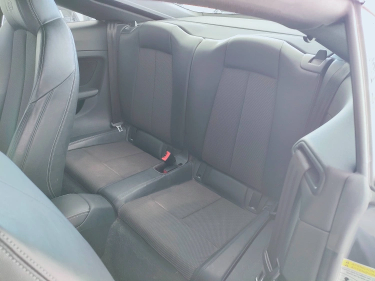 12 - Audi TT TT Coupe 2.0 tdi ultra S line