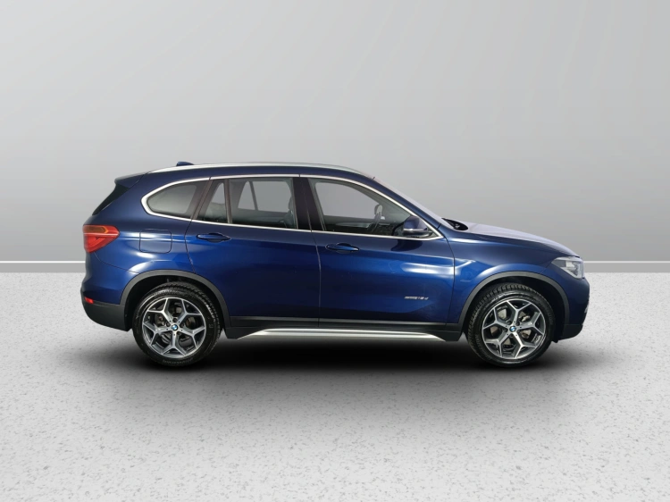 6 - BMW X1 X1 sdrive18d xLine auto my18