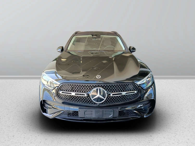 2 - Mercedes-Benz GLC 220 d 4MATIC