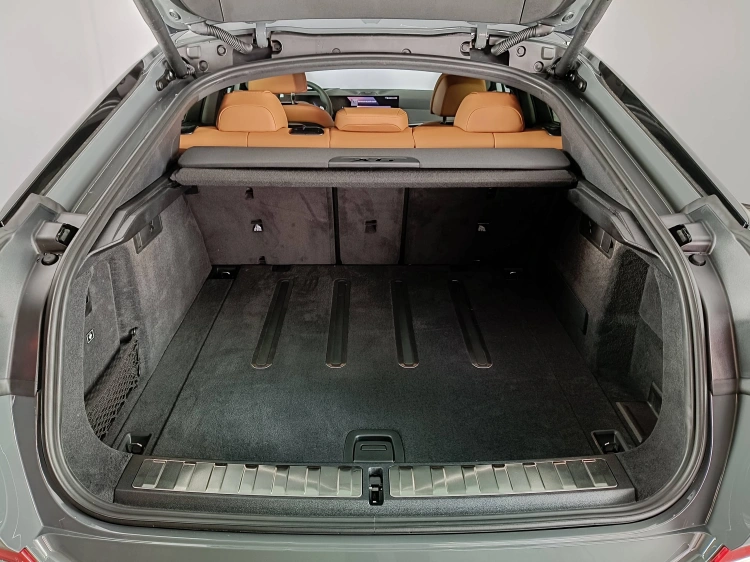 15 - BMW X6 BMW X6 xDrive40d M Sport