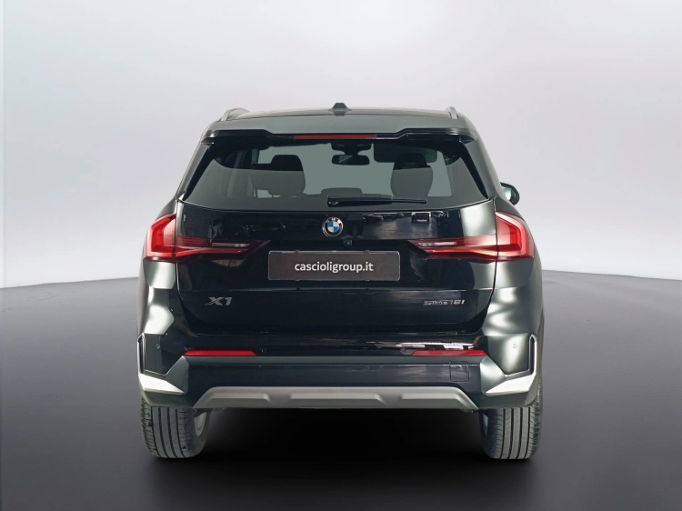 5 - BMW X1 X1 sdrive18i X-Line auto