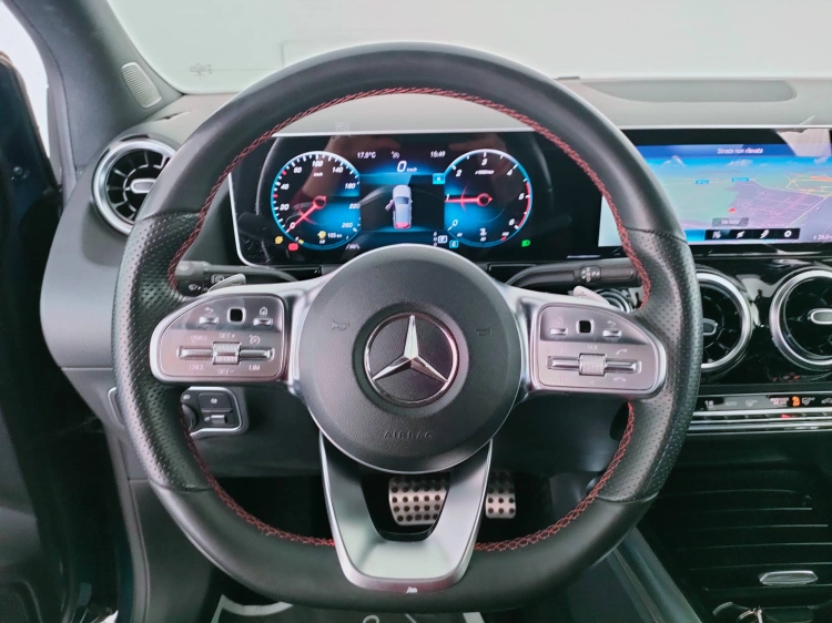 12 - Mercedes-Benz Classe B 180 d Premium auto