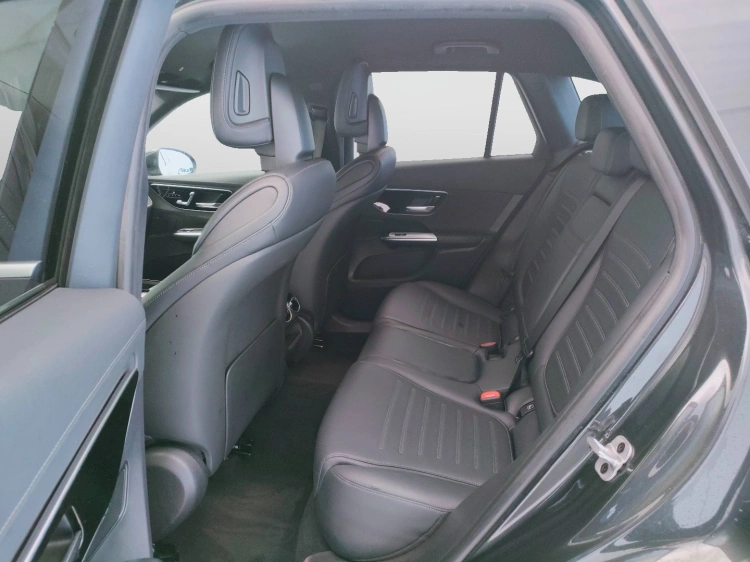 16 - Mercedes-Benz GLC 220 d AMG Advanced Plus 4matic auto