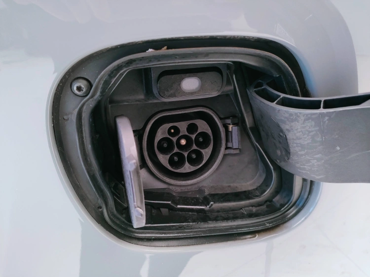 12 - smart fortwo Fortwo eq Edition One 22kW