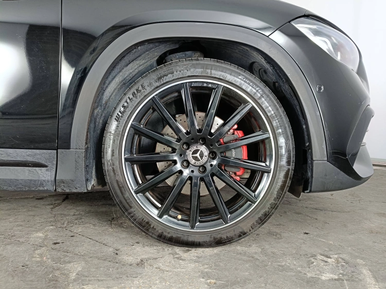 17 - Mercedes-Benz GLA GLA-H247 2020 - 180 d Premium auto