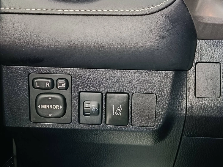 17 - Toyota RAV4 Rav4 2.5 vvt-i h Lounge 4wd e-cvt my17