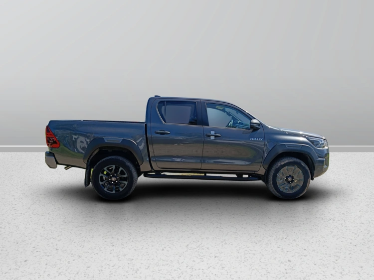5 - Toyota Professional Hilux HILUX 2.8D A 48V DC4WDINV MY25