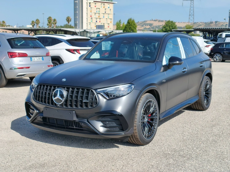 1 - Mercedes AMG GLC Mercedes-AMG GLC 43 4MATIC