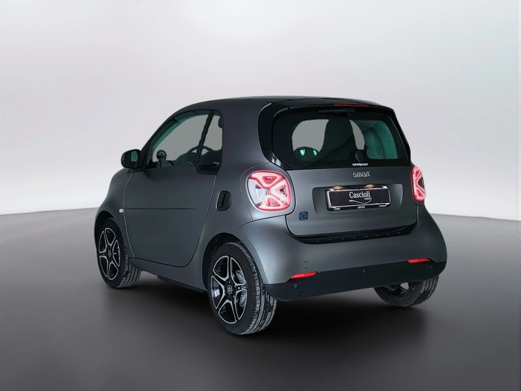 7 - smart fortwo Fortwo eq Pulse 22kW