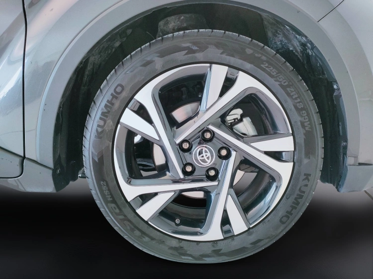 10 - Toyota C-HR C-HR 1.8h Trend e-cvt