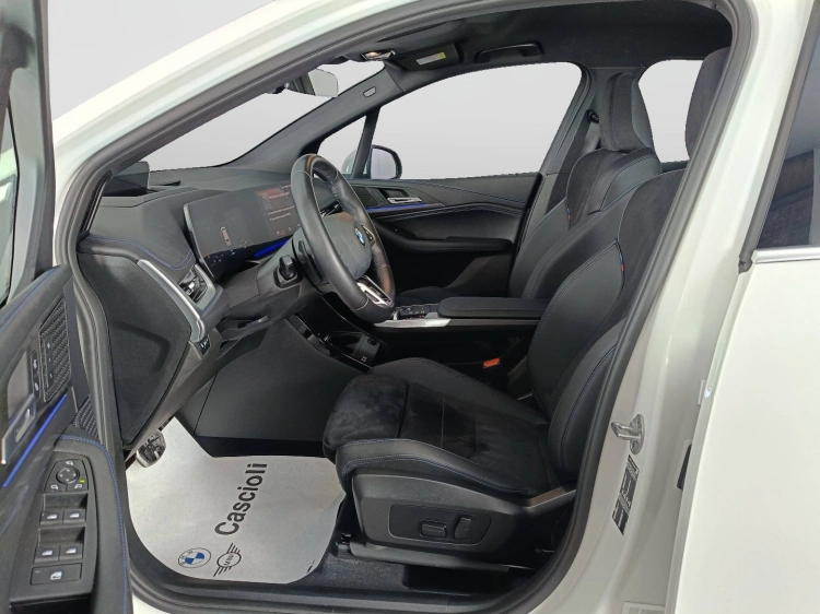 8 - BMW Serie 2 220i Active Tourer mhev 48V Msport auto