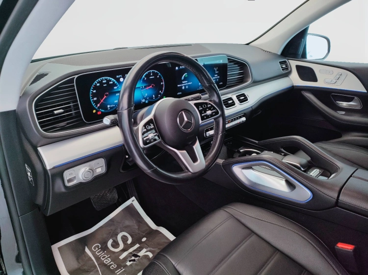 16 - Mercedes-Benz GLE 400 d Premium 4matic auto