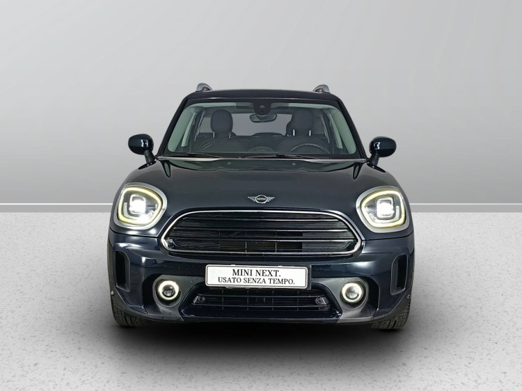 2 - MINI Countryman Mini Countryman 1.5 One D Essential auto