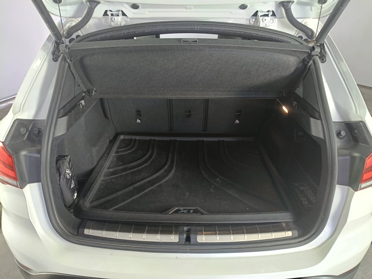 15 - BMW X1 X1 xdrive18d xLine Plus auto