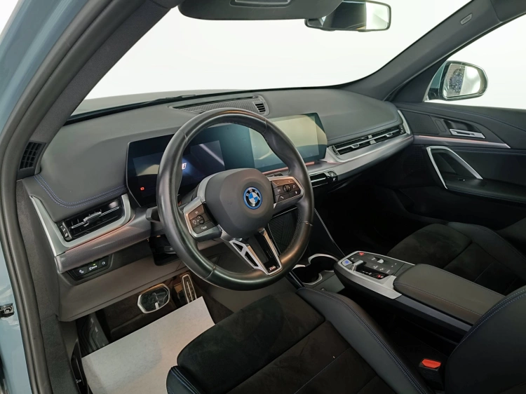 7 - BMW iX1 iX1 xdrive 30 MSport