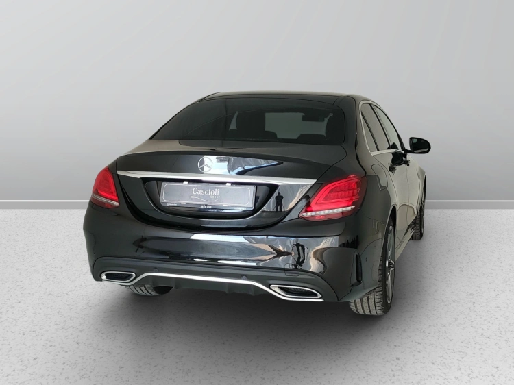 6 - Mercedes-Benz Classe C 220 d Premium auto