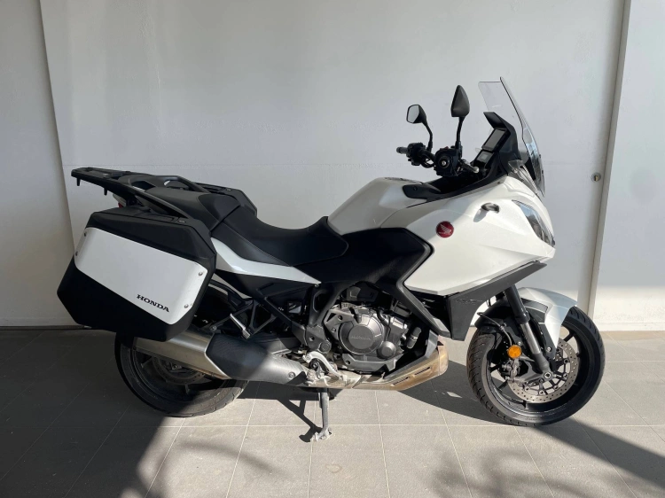 1 - Honda NT NT 1100 Abs my22