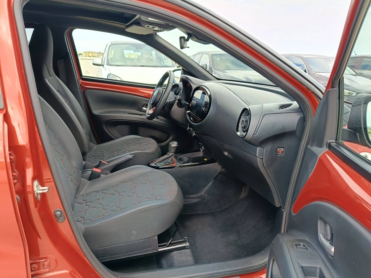 11 - Toyota Aygo X Aygo X 1.0 Lounge 72cv s-cvt