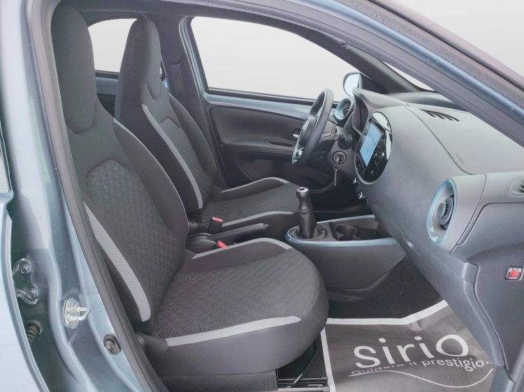 11 - Toyota Aygo X Aygo X 1.0 Trend 72cv