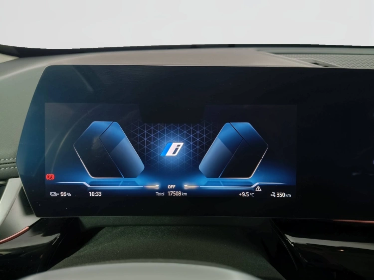 12 - BMW iX1 iX1 edrive 20 X-Line