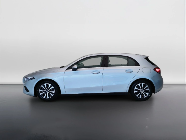 3 - Mercedes-Benz Classe A 180 d Advanced auto