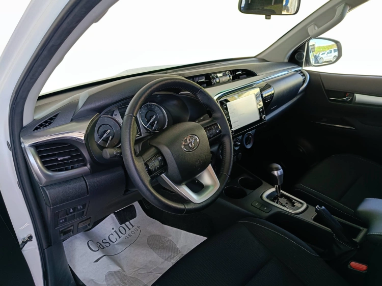 8 - Toyota Hilux Hilux 2.4 d-4d extra cab Comfort 4wd