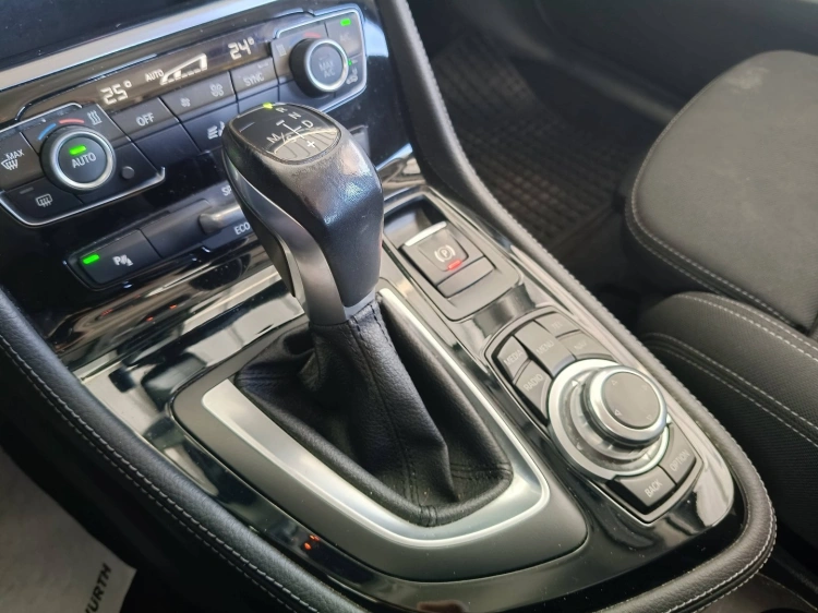 16 - BMW Serie 2 218d Active Tourer Sport auto