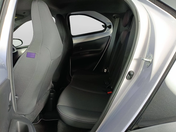 9 - Toyota Aygo X AYGO X 10B MT JBL SE MY24