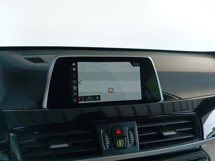 13 - BMW X1 X1 sdrive18d xLine auto my18