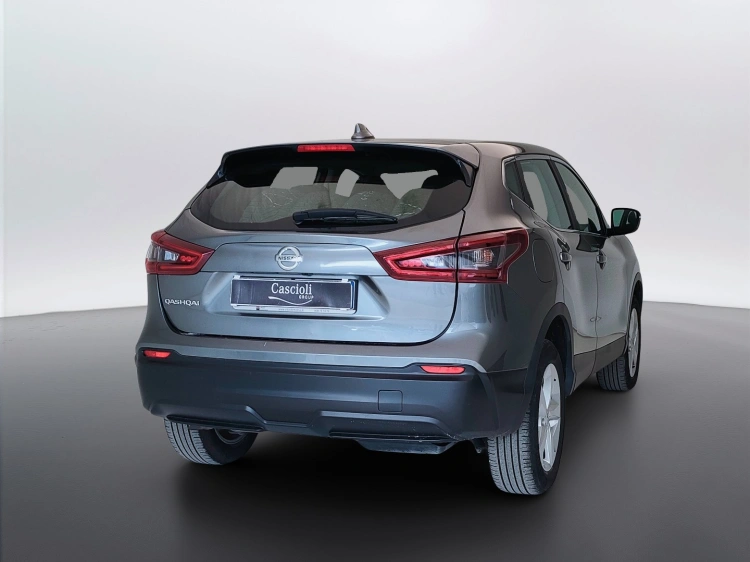 6 - Nissan Qashqai Qashqai 1.5 dci Business 115cv dct