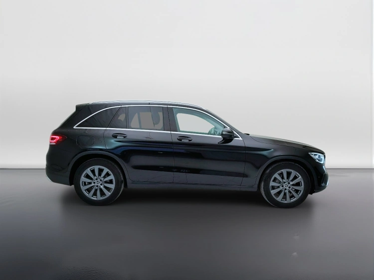 7 - Mercedes-Benz GLC 220 d Sport 4matic auto