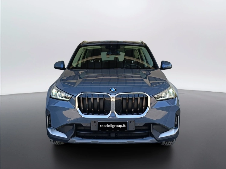 2 - BMW X1 X1 sdrive18d auto