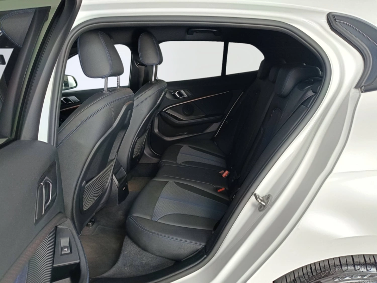 10 - BMW Serie 1 116d Msport auto