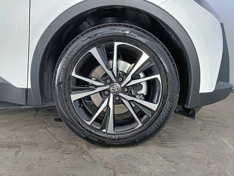 20 - Toyota C-HR C-HR 2.0 phev Trend eco fwd e-cvt