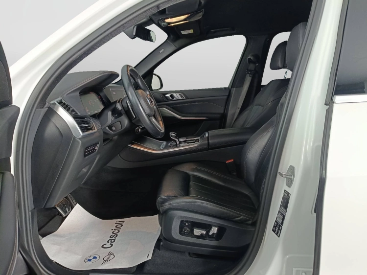 8 - BMW X5 X5 xdrive30d Msport auto