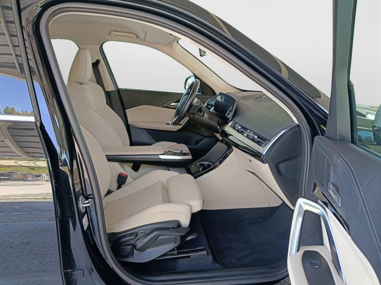 11 - BMW X1 X1 sdrive18d X-Line auto